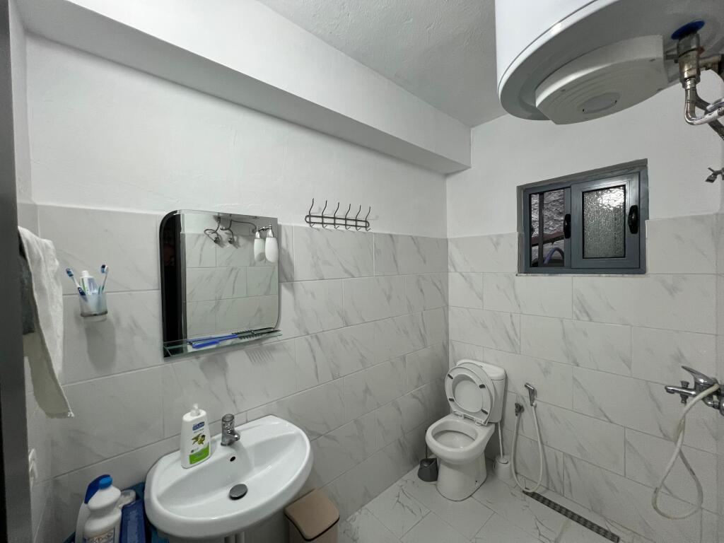 Affitto, Monolocale, Vicino all'Ambasciata Turca – Via di Elbasan, 300 Euro/mese