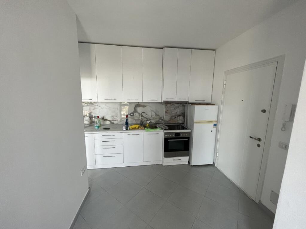 APARTMENT 1+1 FOR RENT 42000 LEK DIBRA STREET