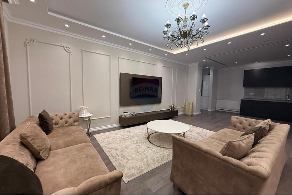 Jepet Apartament 2+1+2 Me Qera Tek Air Albania