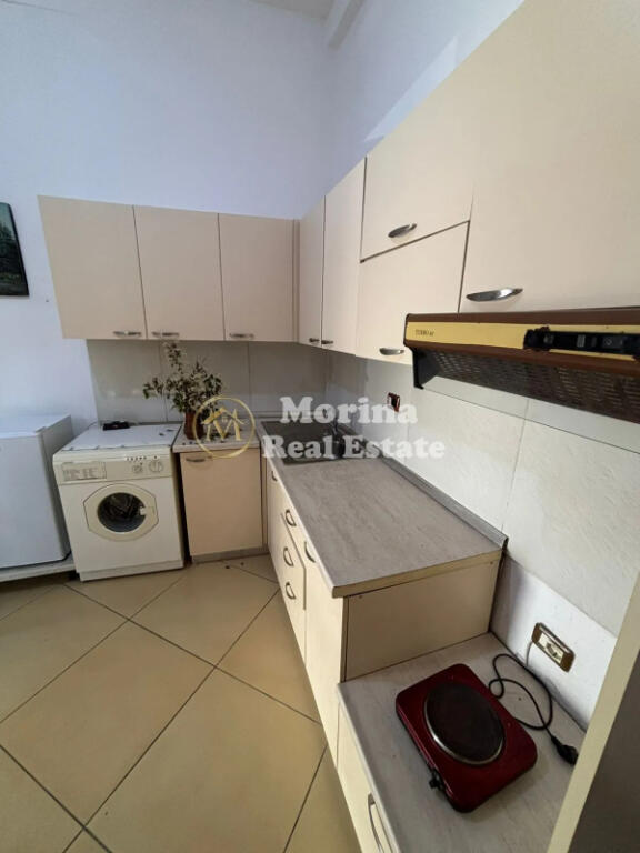 Monolocale, Ali Demi, 280 euro/mese 0693408599