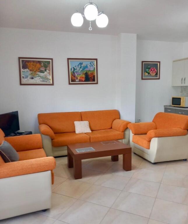 1+1 apartment available 📍 Train Station