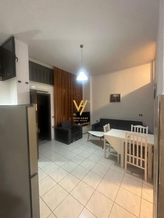 GARAGE OF 40M2 FOR RENT AT 5 MAJI 350 EURO