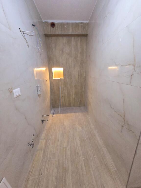 2+1 APARTMENT FOR SALE NEAR THE MARKET IN DURRES