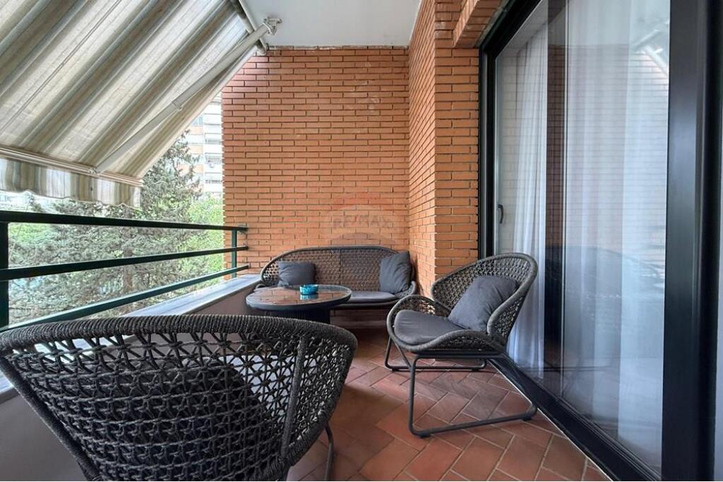 Jepet Apartament 2+1+2 Me Qera Tek Air Albania
