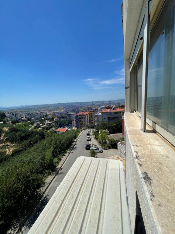 Apartment 2+1+2 for sale in Fresk.