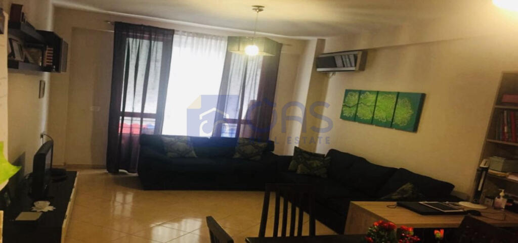 A 1+1 apartment is for rent in Yzberisht.