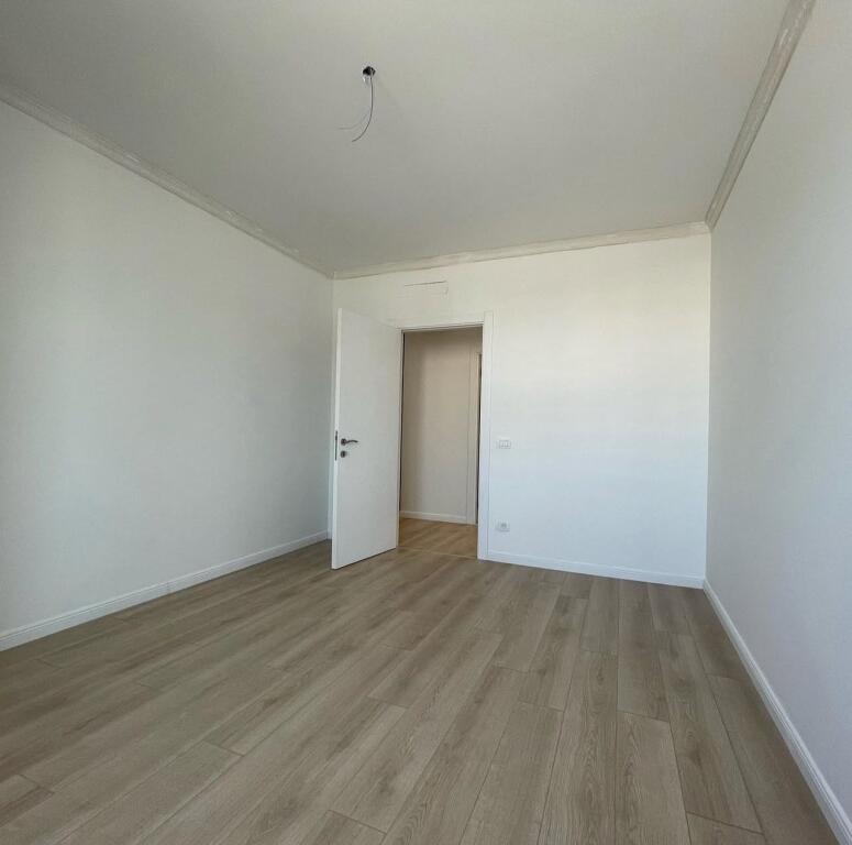 Jepet me qira apartament 2+1+2 Bosh ASTIR TE EGLO 550€