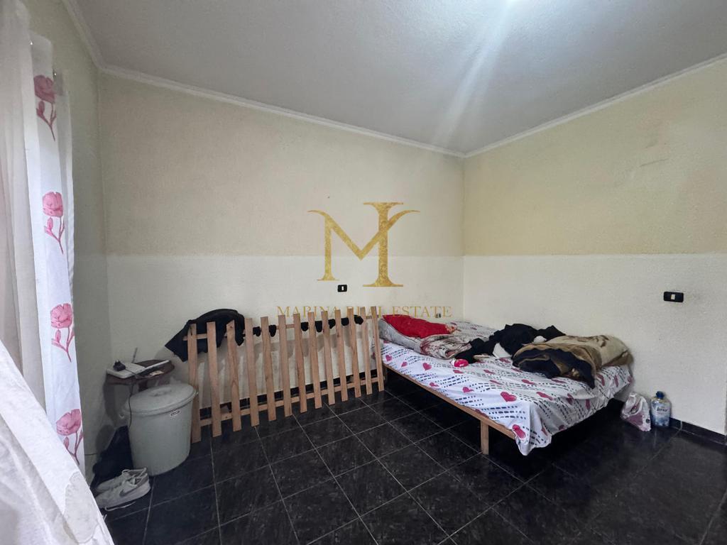 OCCASION!!!! A PRIVATE TWO-STOREY HOUSE + A LOCAL FOR SALE IN THE OLD DURSËS SWAMP!!