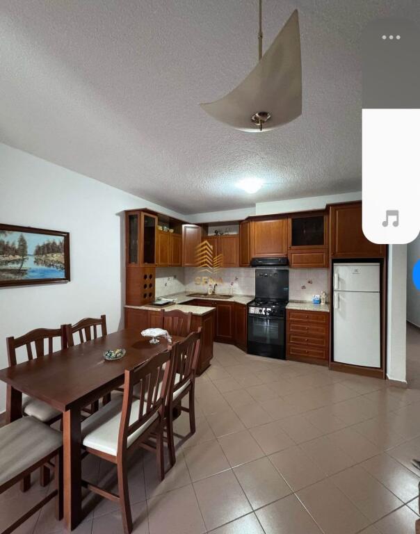 Qira, Apartament 2+1+BlkRr e Kosovareve, 700 Euro/muaj-0692096050