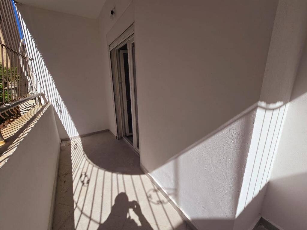 2+1 APARTMENT FOR SALE NEAR THE MARKET IN DURRES
