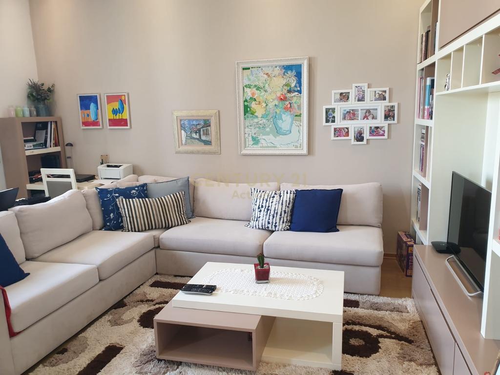 Apartment 2+1 for sale in Magnet Complex, December 21.