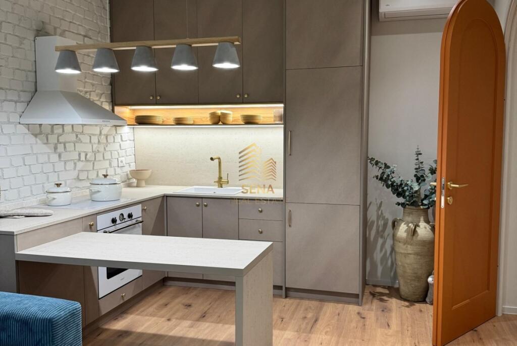 Qira, Apartament 2+1+blk,Myslym Shyr ,900 Euro/Muaj