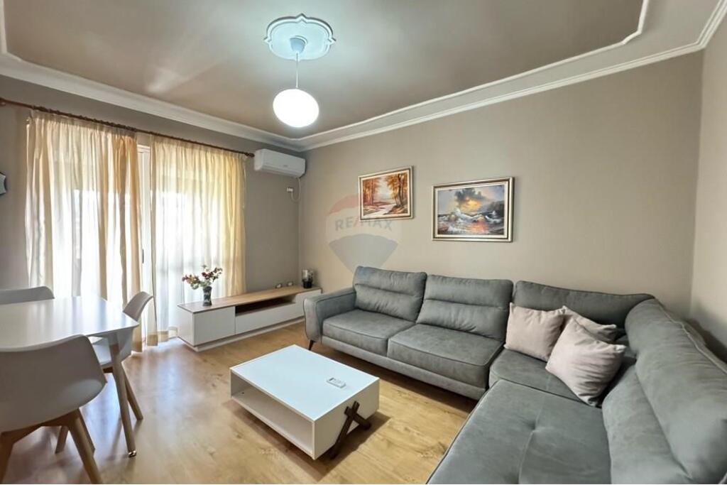 Appartamento 3+1 in vendita in Via Irfan Tomini Selite!