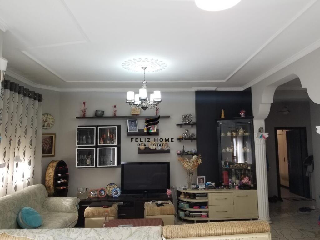 FOR SALE VILLA 720 M2 SELIE 720,000 EURO
