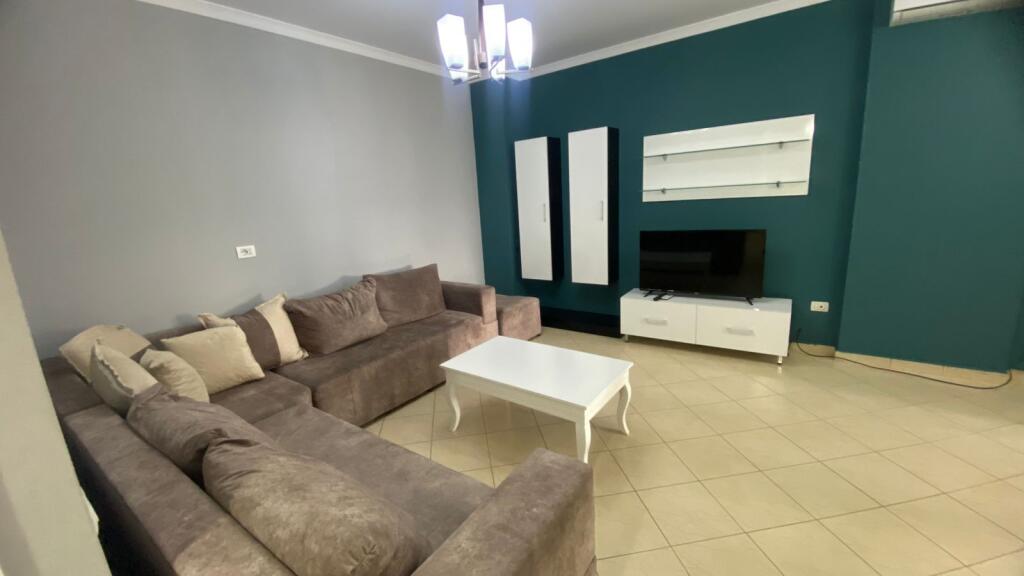 A 1+1 apartment is for rent near the Electric Market.