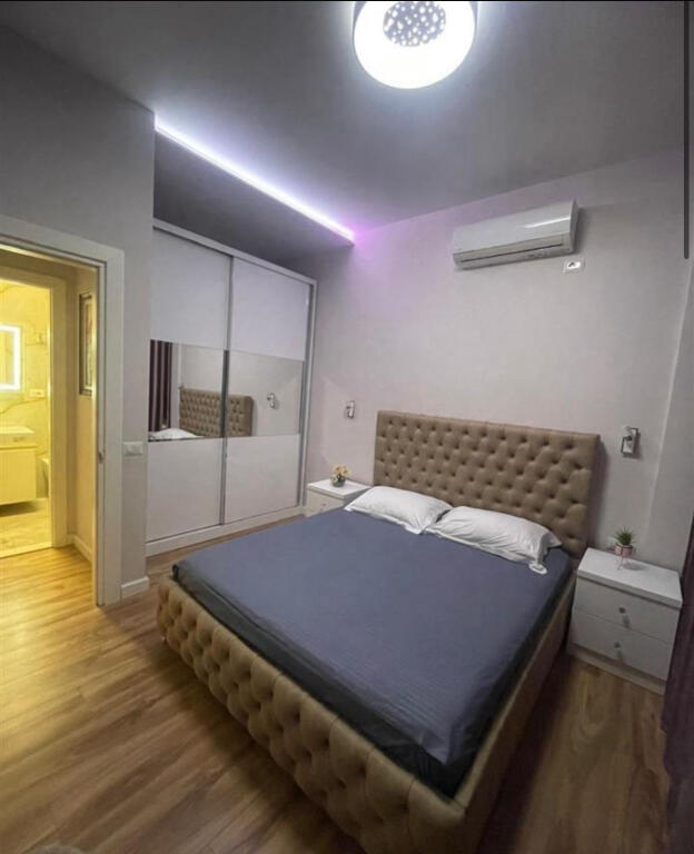 1+1 apartment, new market