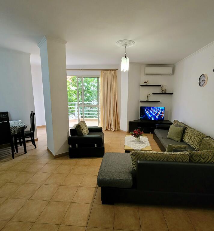 Opportunity for Rent Fresku