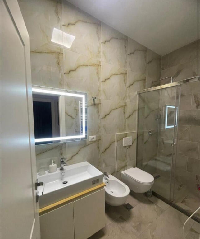 1+1 apartment, new market
