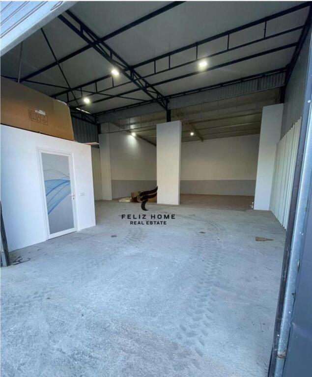 RENTAL SHOP 148 M2 ALI DEMI 550 EURO