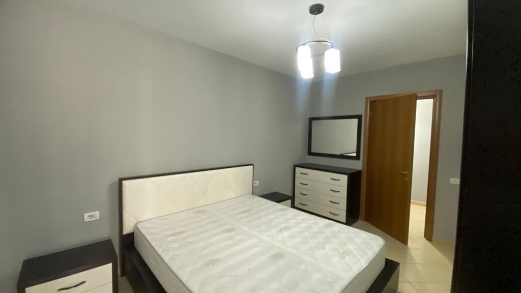 A 1+1 apartment is for rent near the Electric Market.