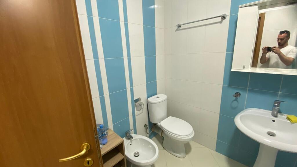 A 1+1 apartment is for rent near the Electric Market.