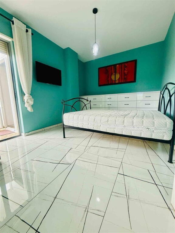 Appartamento in affitto 2+1+2 presso il Lago Asciutto (ID B2201323) Tirana