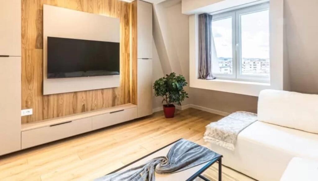 A great 1+1 apartment for rent near Dinamo Stadium.