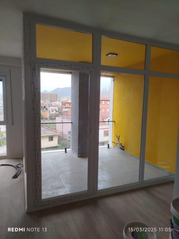 Apartment 2+1+2 for rent at the end of Blv Ri, Dine Hoxha street, for residential or office use.