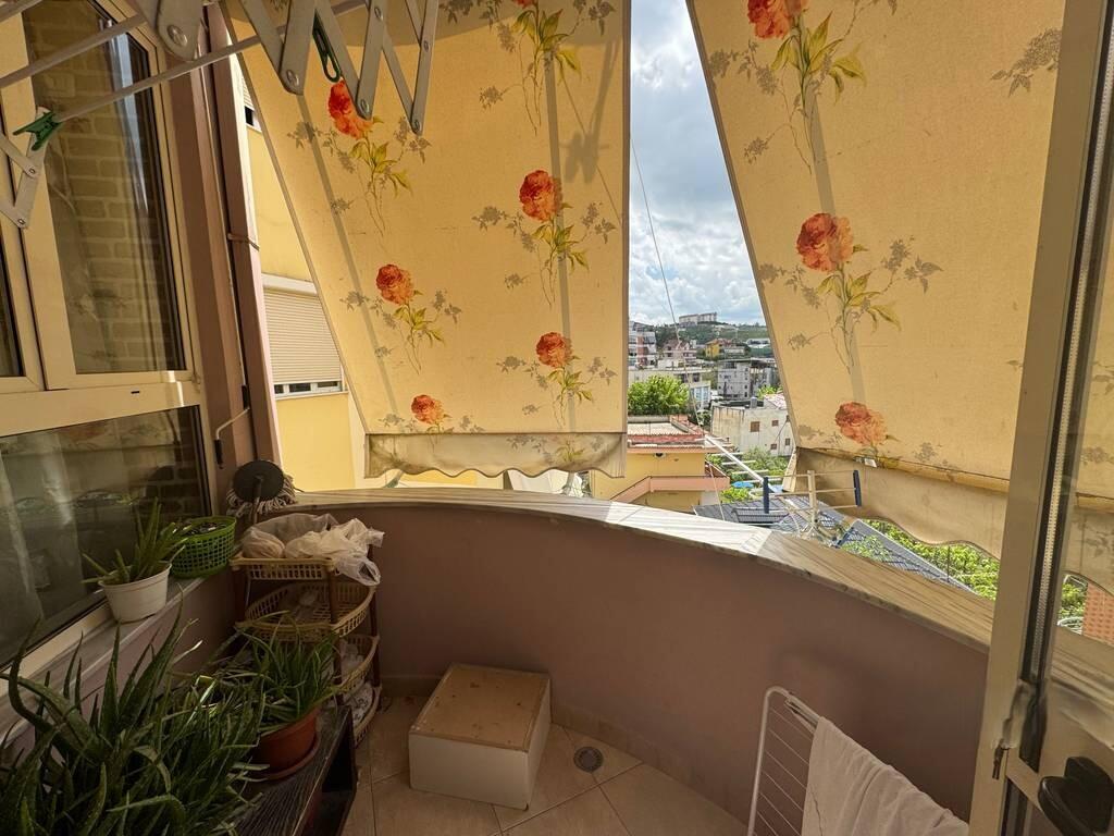 Apartament ne shitje 1+1 ne Shkoze 78,000 €