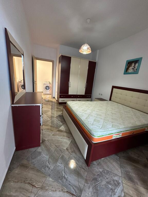 Affittasi appartamento 1+1+1 con balcone