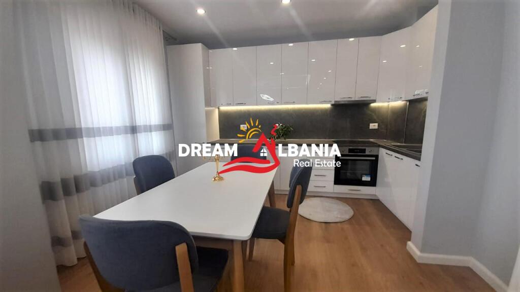 Luxury Apartment 2+1+2 for rent at Zogu i Zi, near Ring Center (ID 42214456)