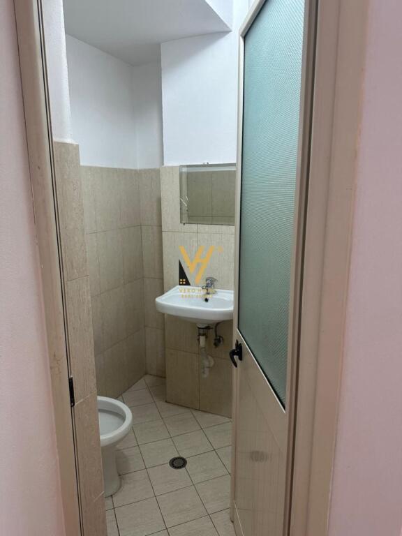 80 M2 SPACE FOR RENT AT IRFAN TOMINI 600 EURO