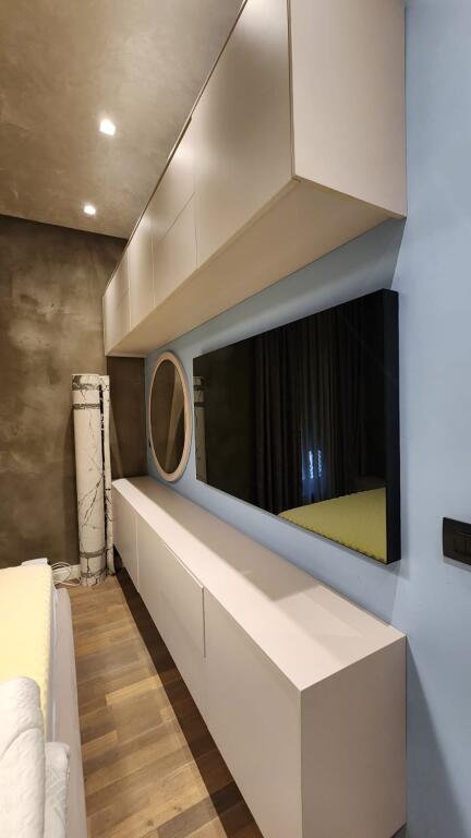 Jepet apartament 1+1 plus post parkimi je elijorgj