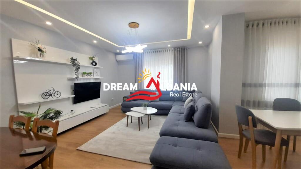 Luxury Apartment 2+1+2 for rent at Zogu i Zi, near Ring Center (ID 42214456)