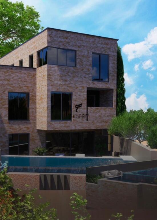 VILLA FOR SALE 293 M2 FARKE 712,000 EURO