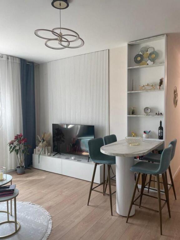 🚨For Sale Super Apartment 2+1 Balcony 180,000 📍Kavaja Street, Opposite Delijorgji