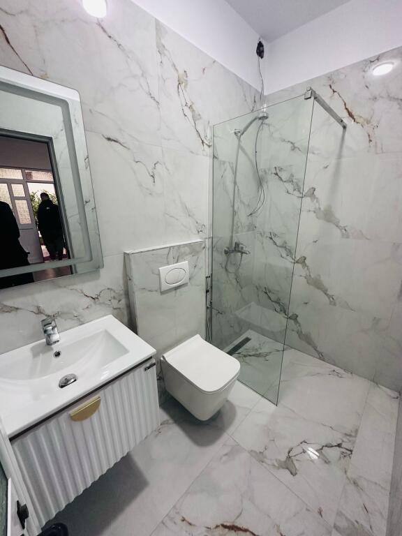 Affittasi appartamento 1+1+1 con balcone