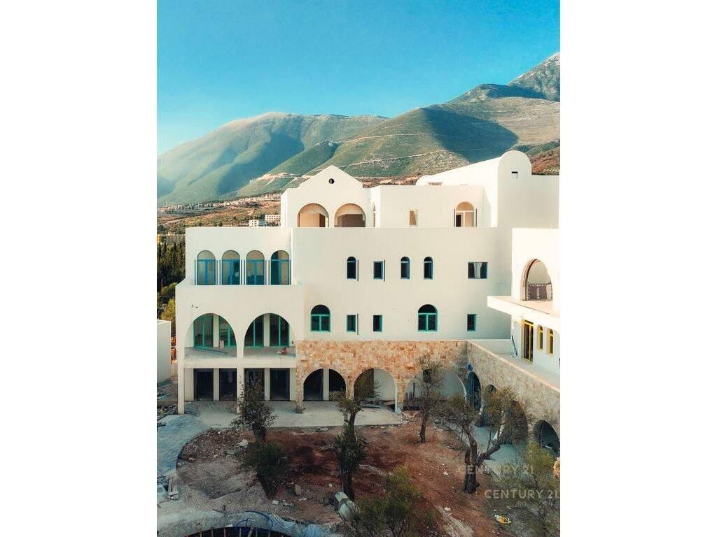 Appartamento 1+1 in vendita presso la Residenza Santorini a Dhermi!