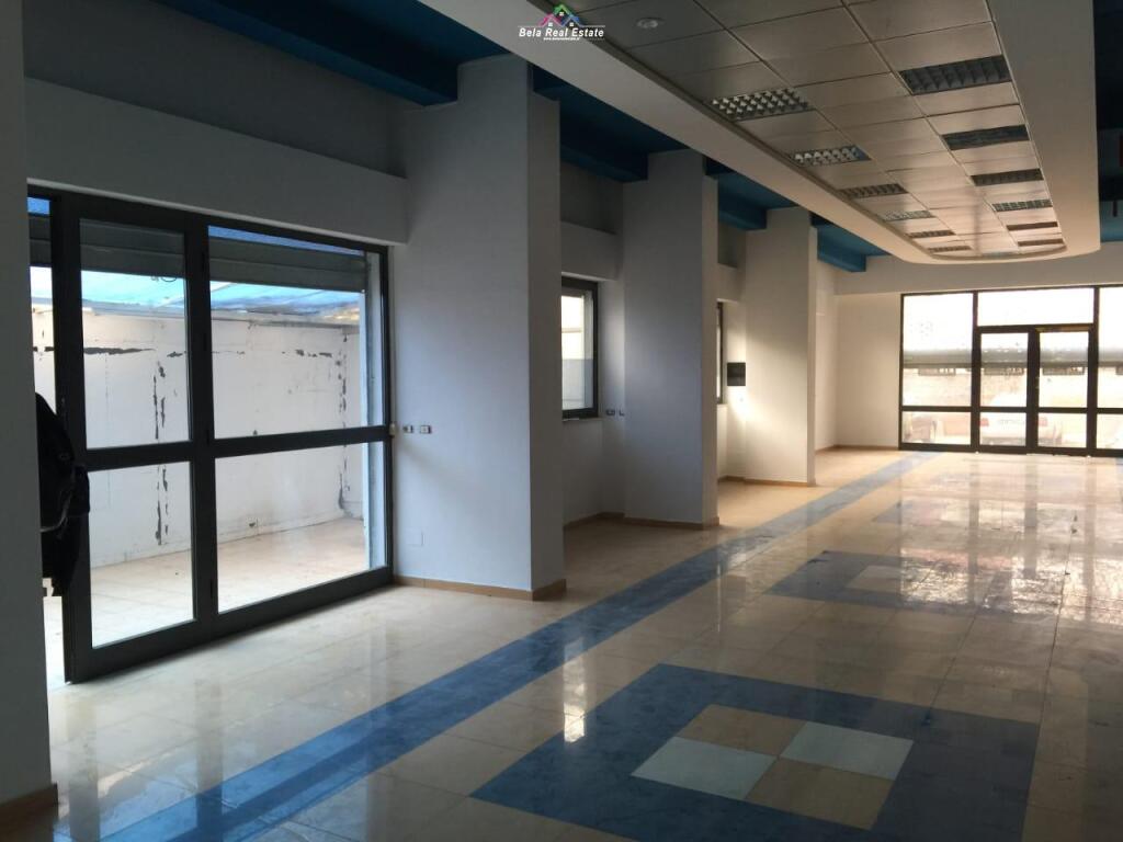 Negozio/Ambiente Commerciale in Affitto presso Riza Cerova (ID BD21459) Tirana