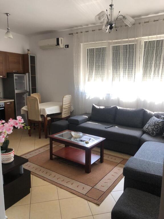 Apartament 1+1 me qira tek Xhanfize Keko