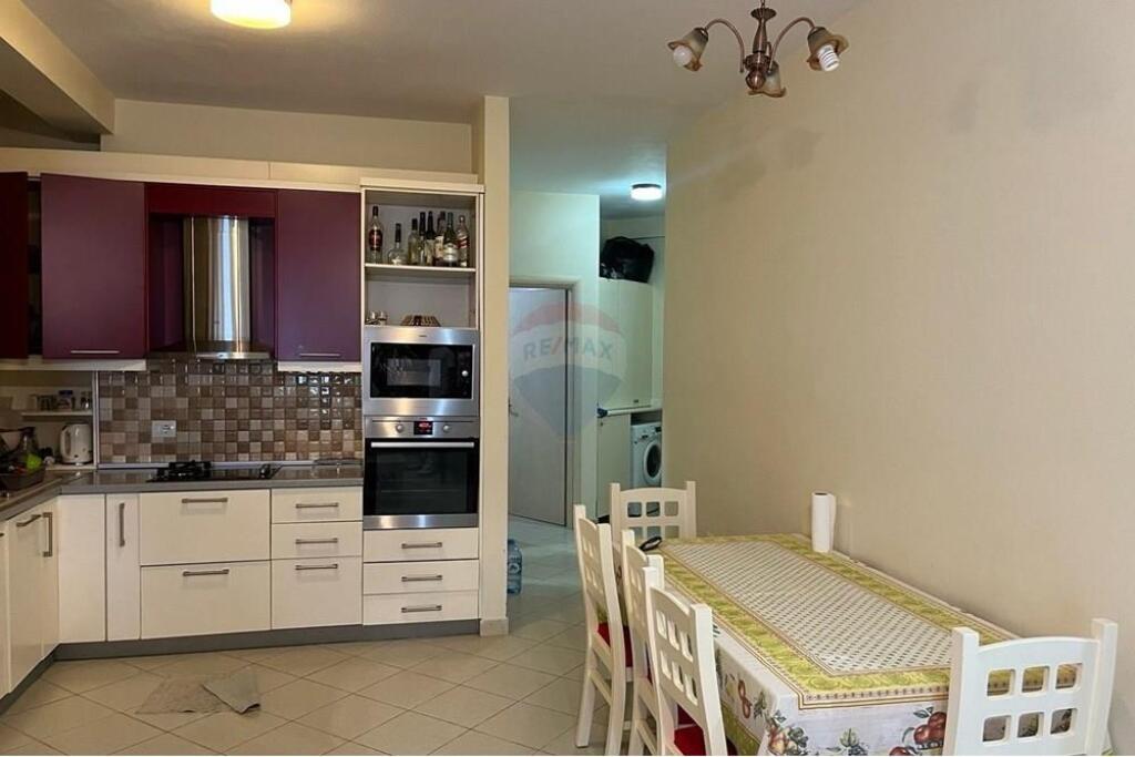 Apartament 2+1, Kompleksi Lura, Gjiri i Lalezit.