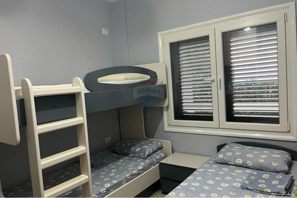 Apartament 2+1, Kompleksi Lura, Gjiri i Lalezit.