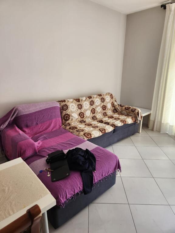 1+1, furnished, at the Golden Park complex, price 400 euros.