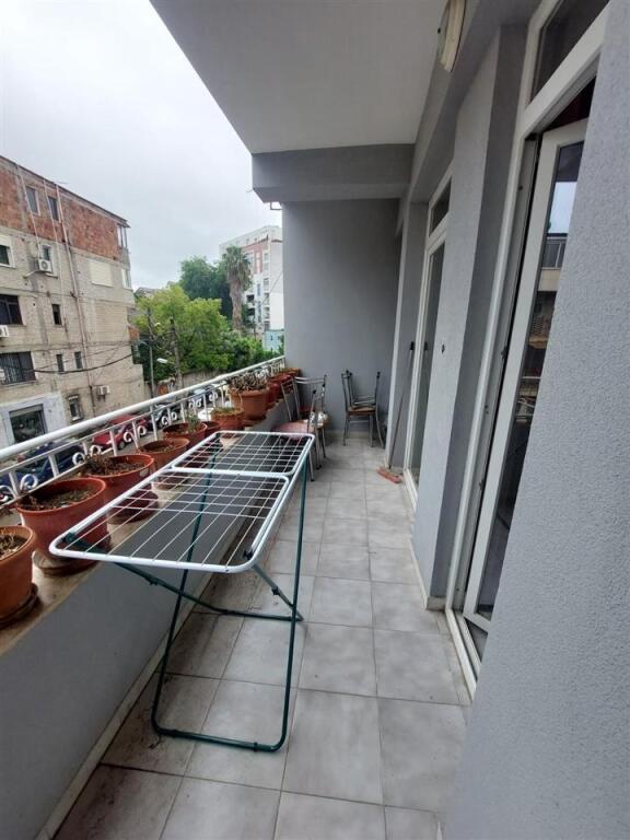 A 3-story house is for rent near the ballet school.