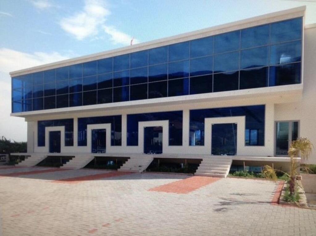 A business space is available for rent in Berzhite, near Palma Noves.