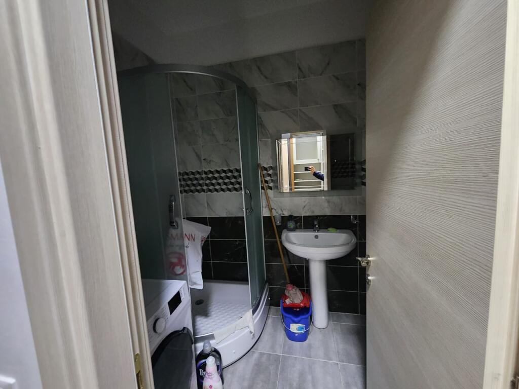 Apartament 1+1 me qira Kika 2