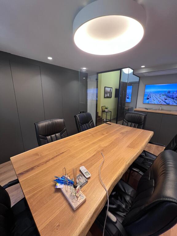 Office for Rent in the Center Near Toptani