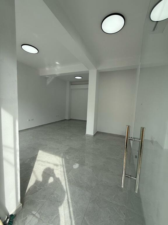 BUSINESS SPACE FOR RENT, TOD TRUNGU, DURRES