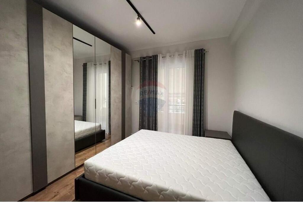 Luxury apartment 2+1+2 for rent near Kristal!!