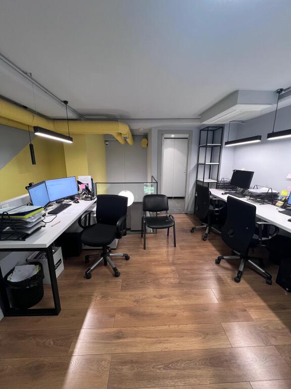 Office for Rent in the Center Near Toptani